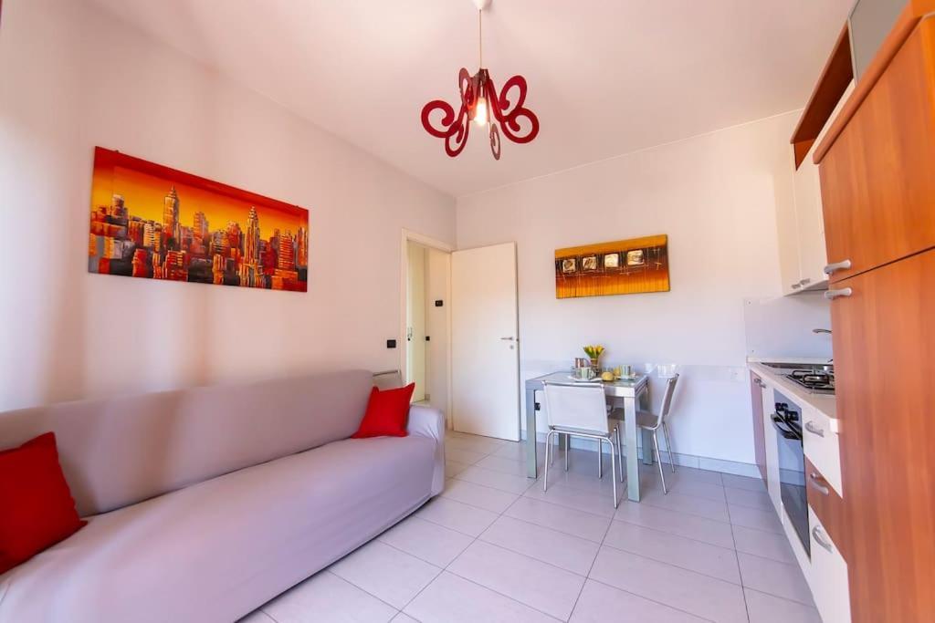Casa Lisara Apartment San Lorenzo al Mare Exterior photo