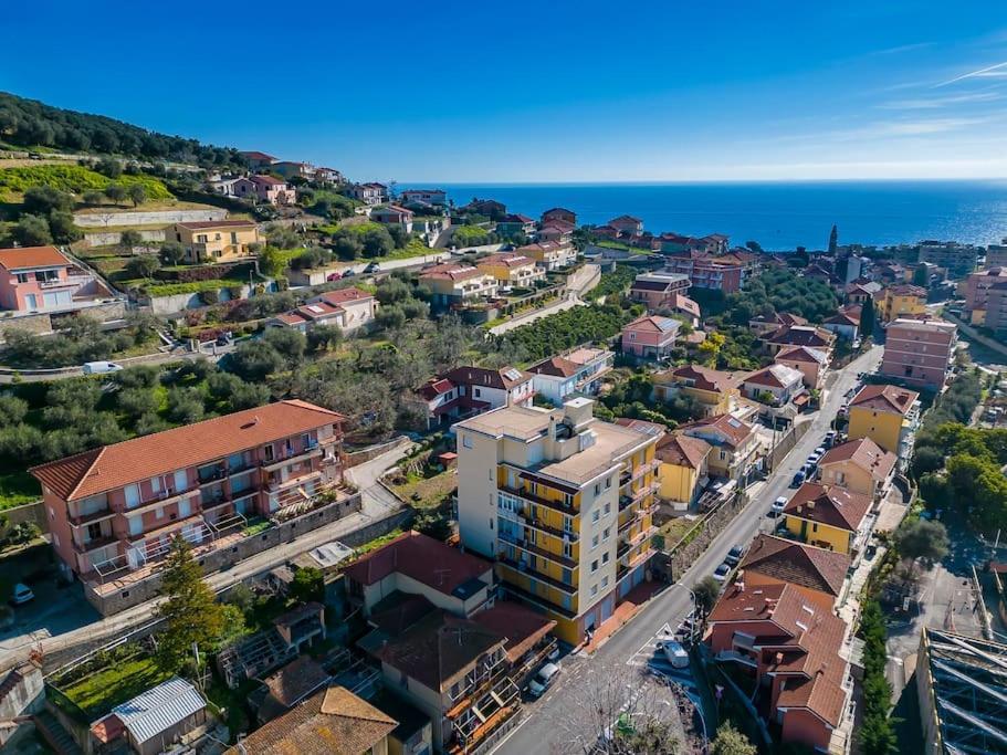 Casa Lisara Apartment San Lorenzo al Mare Exterior photo